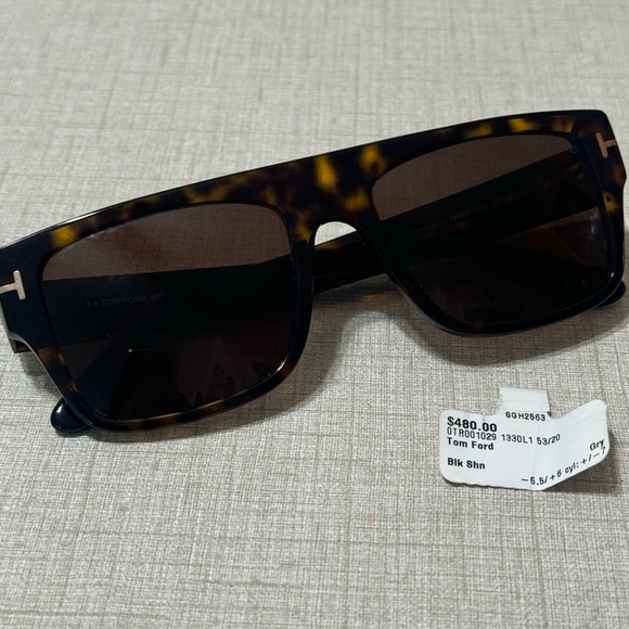 Authentic Tom Ford Tortoiseshell sunglasses.